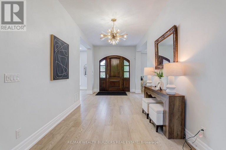 45 SHOREWOOD PLACE, Oakville (SW Southwest), Ontario, L6K3Y3