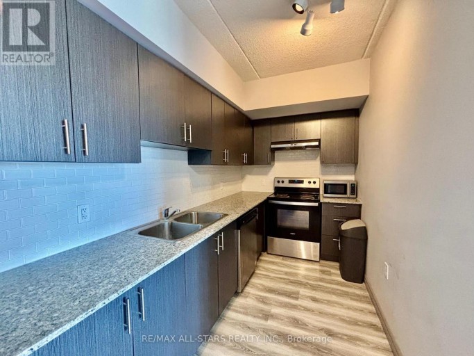 507 - 275 LARCH STREET, Waterloo, Ontario, N2L3R2