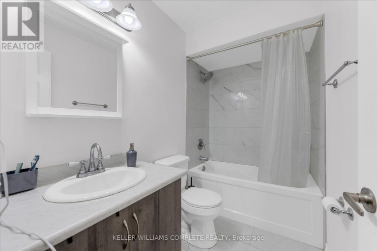 311 - 28 VICTORIA AVENUE N, Hamilton (Landsdale), Ontario, L8L5E1