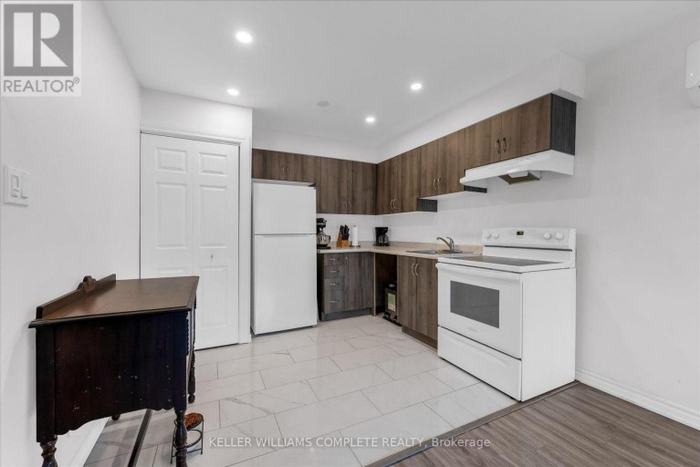 311 - 28 VICTORIA AVENUE N, Hamilton (Landsdale), Ontario, L8L5E1
