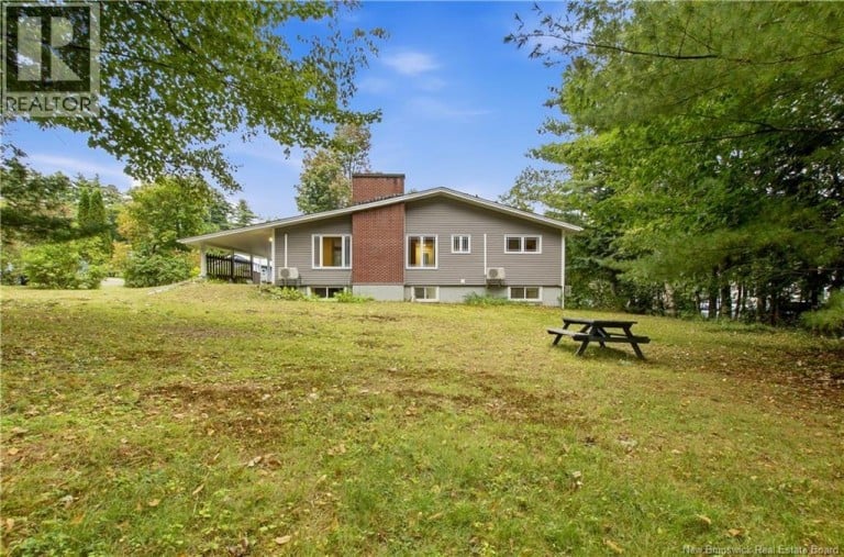 40 DeWitt Acres, Fredericton, New Brunswick, E3A6S2