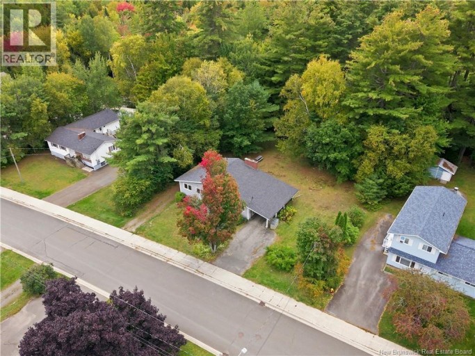 40 DeWitt Acres, Fredericton, New Brunswick, E3A6S2