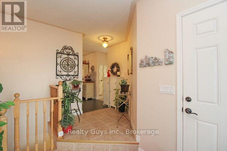 1235 HAGGIS DRIVE, Peterborough (Monaghan Ward 2), Ontario, K9K2T1
