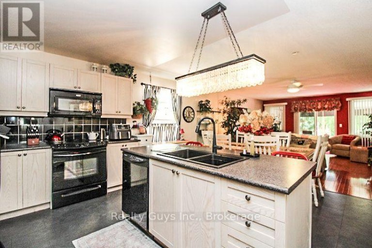 1235 HAGGIS DRIVE, Peterborough (Monaghan Ward 2), Ontario, K9K2T1