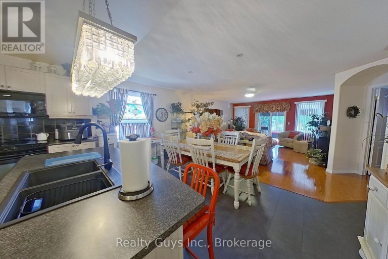 1235 HAGGIS DRIVE, Peterborough (Monaghan Ward 2), Ontario, K9K2T1