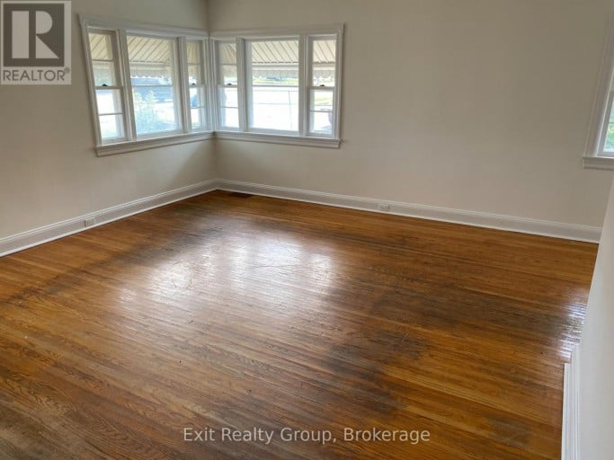 236 NORTH FRONT STREET, Belleville (Belleville Ward), Ontario, K8P3C2
