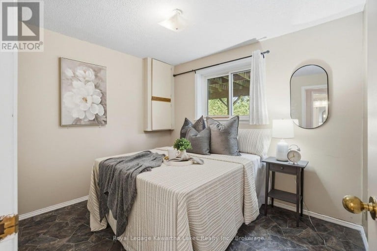 27 - 115 MARY STREET W, Kawartha Lakes (Lindsay), Ontario, K9V2N7