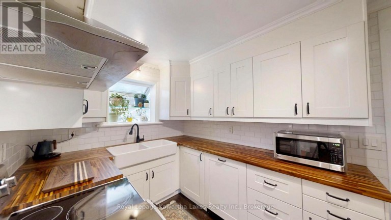 114 COLBORNE STREET W, Kawartha Lakes (Lindsay), Ontario, K9V3T5