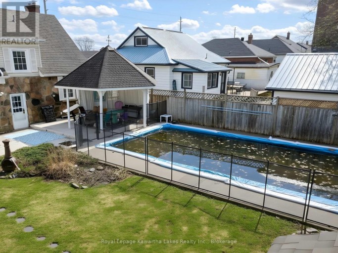 114 COLBORNE STREET W, Kawartha Lakes (Lindsay), Ontario, K9V3T5