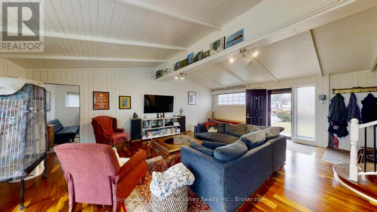 114 COLBORNE STREET W, Kawartha Lakes (Lindsay), Ontario, K9V3T5