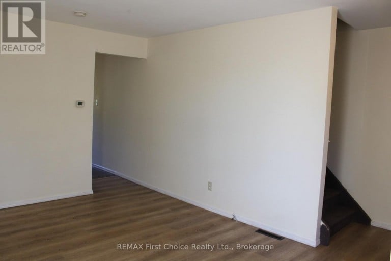 195 LIMBRICK STREET, Thunder Bay (Northwood Park), Ontario, P7C4S6