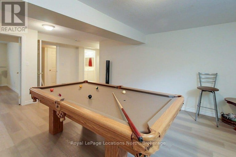 61 MARINA CRESCENT, Collingwood, Ontario, L9Y5G9