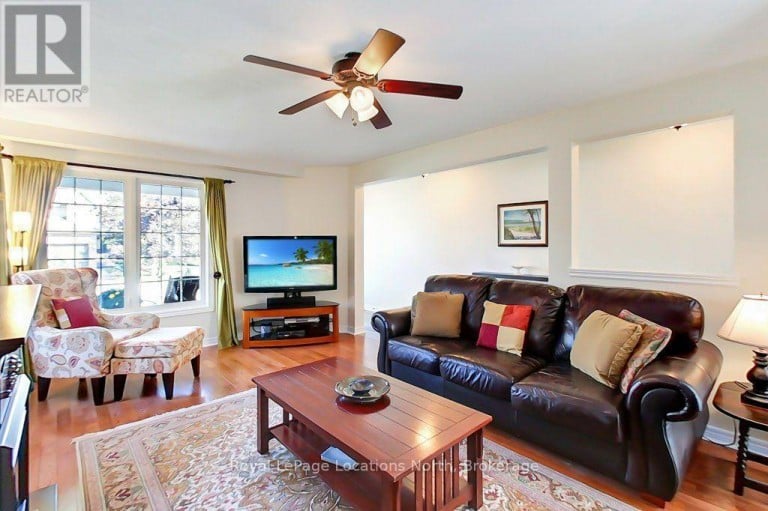 61 MARINA CRESCENT, Collingwood, Ontario, L9Y5G9