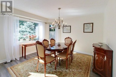 61 MARINA CRESCENT Collingwood Ontario photo 9