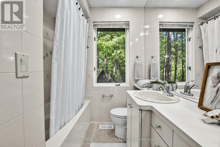 43 SAGEBRUSH LANE, Toronto (Parkwoods-Donalda), Ontario, M3A1X4