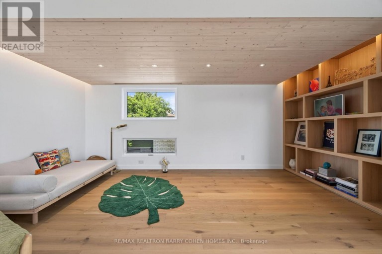 6 DENMARK CRESCENT, Toronto (Westminster-Branson), Ontario, M2R1J4