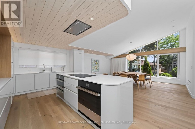 6 DENMARK CRESCENT, Toronto (Westminster-Branson), Ontario, M2R1J4