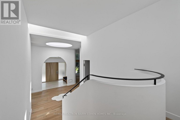 6 DENMARK CRESCENT, Toronto (Westminster-Branson), Ontario, M2R1J4