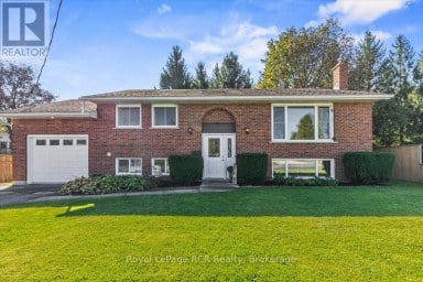 513 6TH STREET Hanover Ontario photo 1