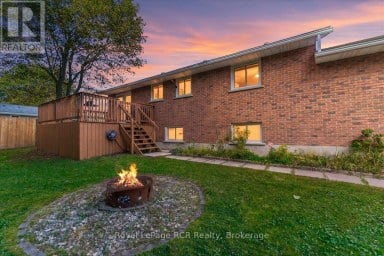 513 6TH STREET Hanover Ontario photo 31