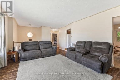 513 6TH STREET Hanover Ontario photo 6