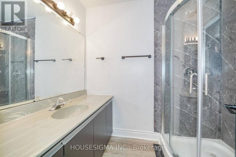 42 CHERRY BLOSSOM CRESCENT, Clarington (Courtice), Ontario, L1E1G7