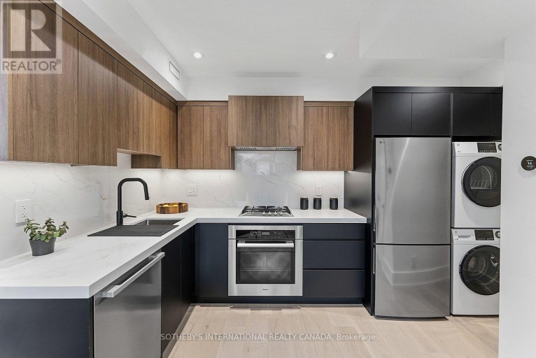 171 DURANT AVENUE, Toronto (East York), Ontario, M4J4W5
