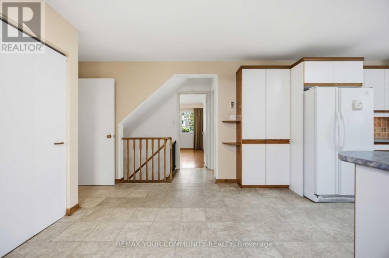 588 HUNTINGWOOD DRIVE, Toronto (L'Amoreaux), Ontario, M1W1G8