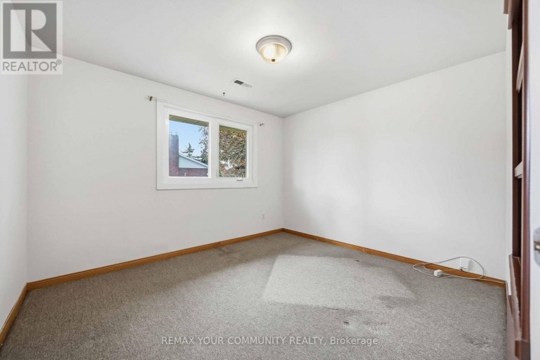 588 HUNTINGWOOD DRIVE, Toronto (L'Amoreaux), Ontario, M1W1G8