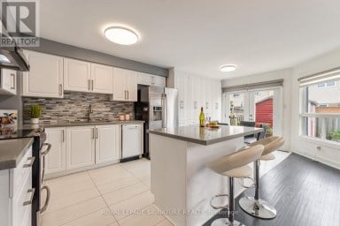 2053 BLUE RIDGE CRESCENT Pickering (Brock Ridge) Ontario photo 12