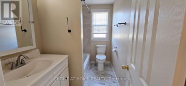 1365 MARY STREET Oshawa (Samac) Ontario photo 18