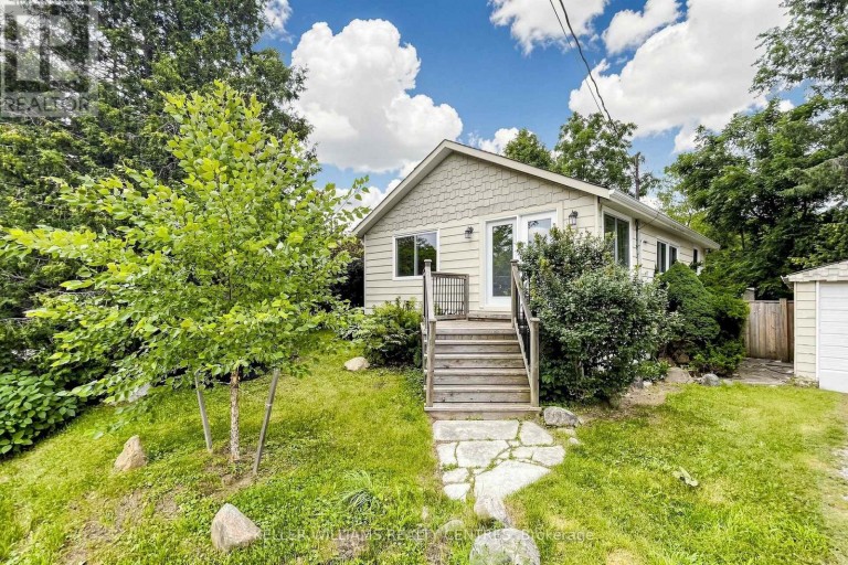 9 MAPLE GROVE STREET, Whitchurch-Stouffville, Ontario, L4A2X6