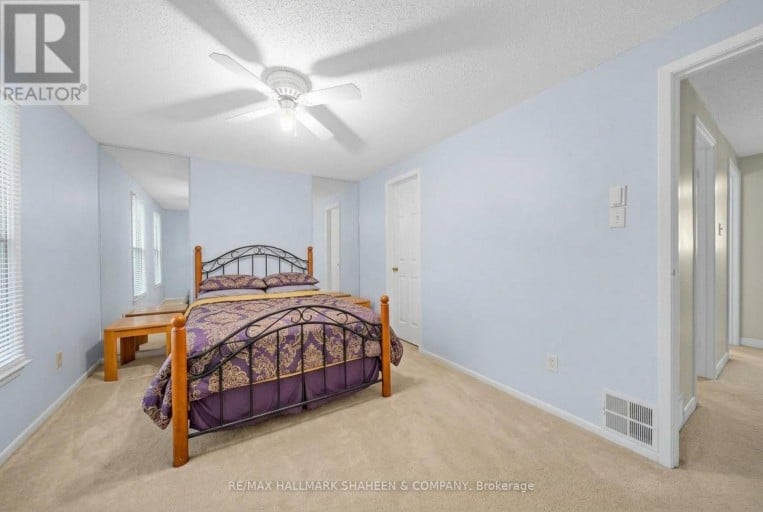4 - 2238 UPPER MIDDLE ROAD, Burlington (Brant Hills), Ontario, L7P2Z9