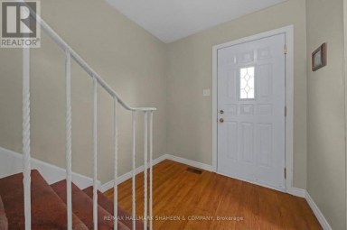 4 - 2238 UPPER MIDDLE ROAD Burlington (Brant Hills) Ontario photo 4