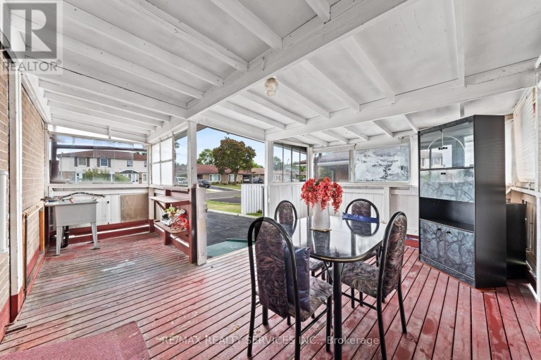 34 CATHCART CRESCENT, Brampton (Avondale), Ontario, L6T2A5