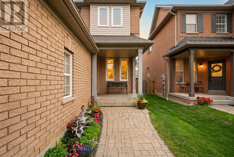 6 MERCHANTS AVENUE, Whitby (Williamsburg), Ontario, L1P1S1