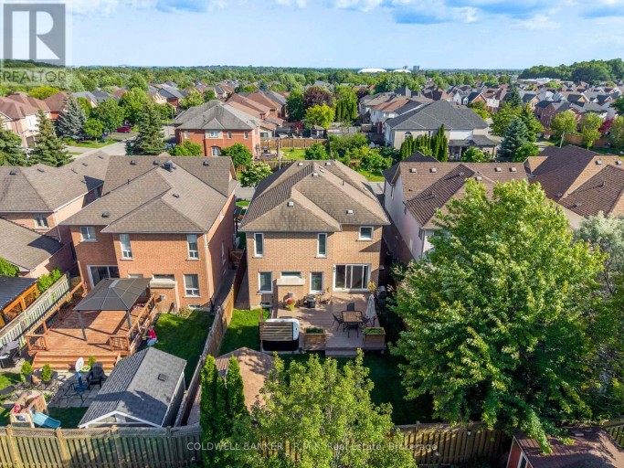 6 MERCHANTS AVENUE, Whitby (Williamsburg), Ontario, L1P1S1
