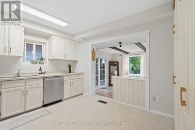 313 LUPIN DRIVE Whitby (Downtown Whitby) Ontario photo 8