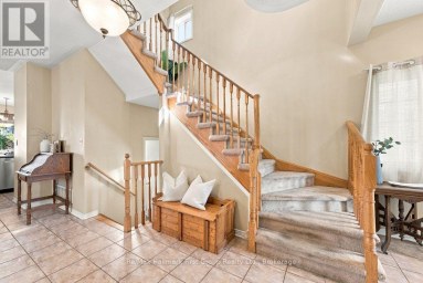 120 POINT HOPE PLACE Whitby (Port Whitby) Ontario photo 6