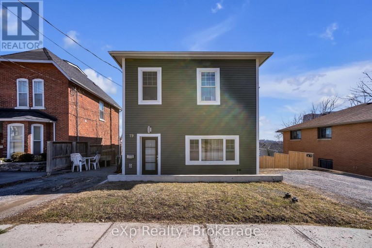 19 ISABEL STREET, Belleville (Belleville Ward), Ontario, K8P3N4