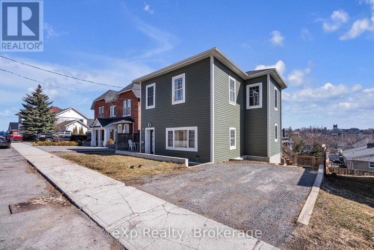 19 ISABEL STREET, Belleville (Belleville Ward), Ontario, K8P3N4