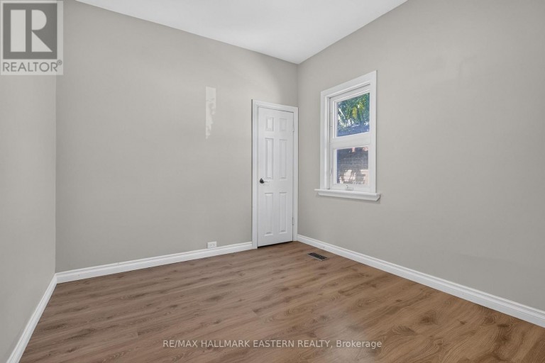 164 PRINCE STREET, Peterborough (Town Ward 3), Ontario, K9J2A4