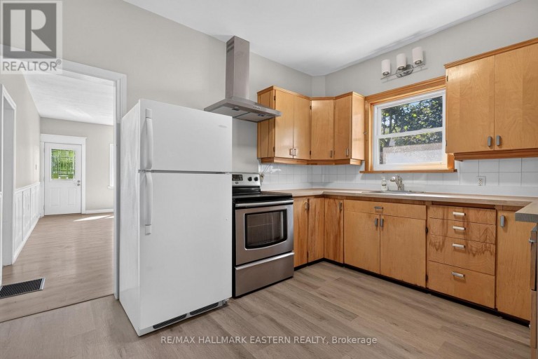 164 PRINCE STREET, Peterborough (Town Ward 3), Ontario, K9J2A4