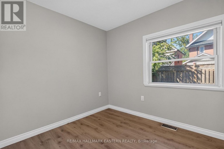 164 PRINCE STREET, Peterborough (Town Ward 3), Ontario, K9J2A4