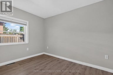 164 PRINCE STREET Peterborough (Town Ward 3) Ontario photo 36
