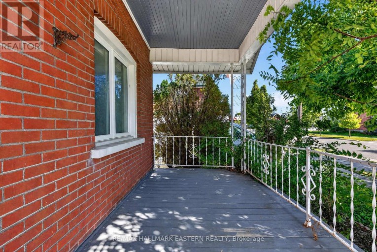 164 PRINCE STREET, Peterborough (Town Ward 3), Ontario, K9J2A4