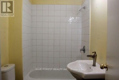 4 HENRY STREET London East (East K) Ontario photo 13