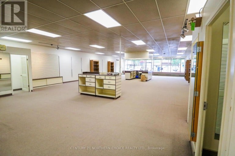 133 MAIN STREET SOUTH, Kenora (Downtown), Ontario, P9N1T1