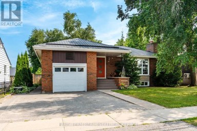 44 JEFFERY STREET Penetanguishene Ontario photo 1