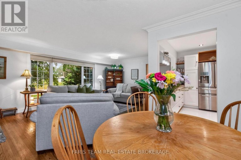 44 JEFFERY STREET, Penetanguishene, Ontario, L9M1K5